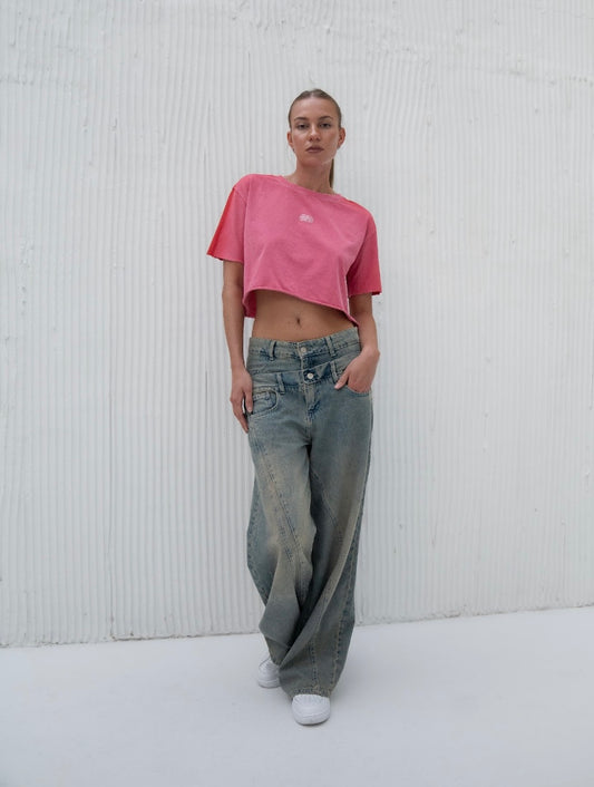 "FEMININTY" Shirt Crop top